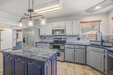 BACK ON THE MARKET DUE TO BUYER'S FINANCING: Enjoy golf course - photo 10