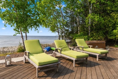 A very RARE property with 354' of waterfront, 225' long - photo 13