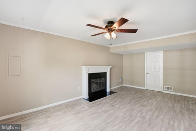 HUGE price improvement!!! Move-in ready 3-bed, 2.5-bath - photo 14