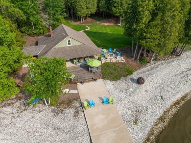 A very RARE property with 354' of waterfront, 225' long - photo 15