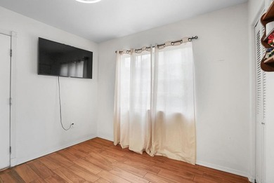 2760 Menlo Ave - photo 15
