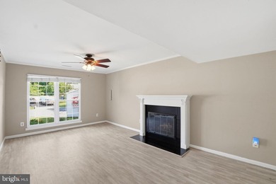 HUGE price improvement!!! Move-in ready 3-bed, 2.5-bath - photo 15
