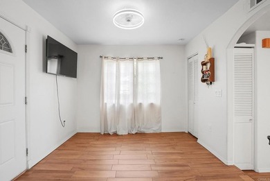 2760 Menlo Ave - photo 17