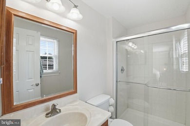 HUGE price improvement!!! Move-in ready 3-bed, 2.5-bath - photo 32