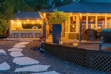 A very RARE property with 354' of waterfront, 225' long - photo 34