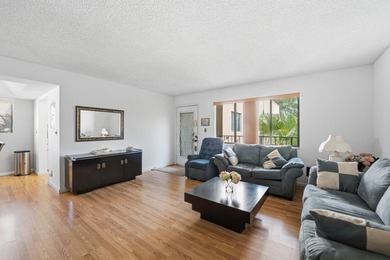 Resort-Style Living in Lakes of Delray - Move-In Ready and - photo 6