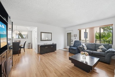 Resort-Style Living in Lakes of Delray - Move-In Ready and - photo 7