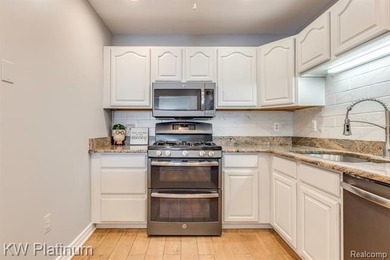 Rare opportunity to own a beautifully updated waterfront condo - photo 11