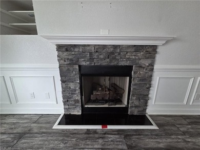 Beautiful 4 bedroom/2.5 bath house has everything you would want - photo 11