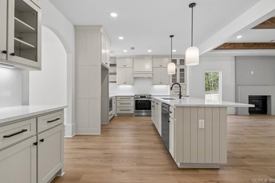 Lake views and wooded privacy come together in this - photo 12