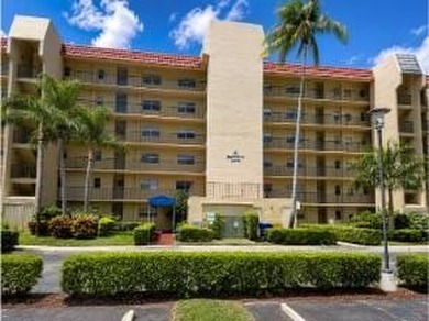 Welcome to this 2-bed/2-bath condo located in Poinciana Country - photo 2