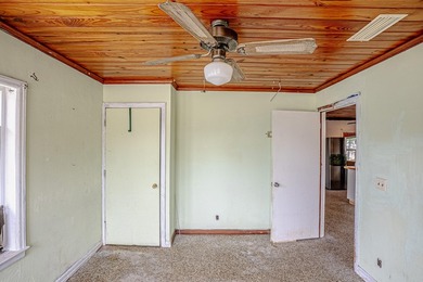 Located in the heart of Laguna Beach, this charming 2 bedroom - photo 13