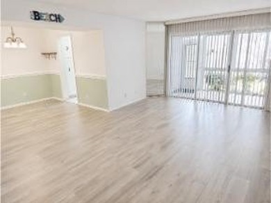Welcome to this 2-bed/2-bath condo located in Poinciana Country - photo 4