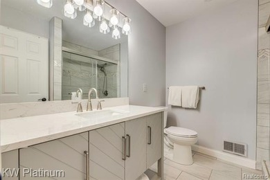 Rare opportunity to own a beautifully updated waterfront condo - photo 23