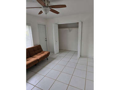 This Oakland Park home reflects true pride of ownership at every - photo 4