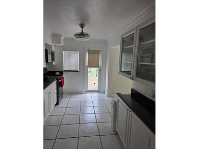 This Oakland Park home reflects true pride of ownership at every - photo 5
