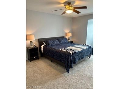 Rare opportunity to own a beautifully updated waterfront condo - photo 38