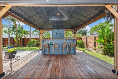 Florida living shines in this beautifully maintained pool home - photo 38