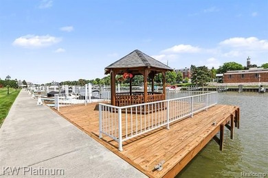 Rare opportunity to own a beautifully updated waterfront condo - photo 47