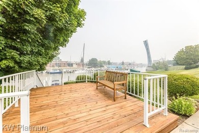 Rare opportunity to own a beautifully updated waterfront condo - photo 49