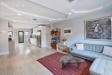 74 Cedar Street is a rare semi-detached townhouse with private - photo 3