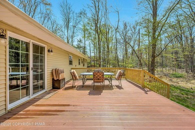 Pocono Retreat! 3BED/2FULL BATH ranch home just walking distance - photo 3