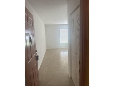 !!! BEAUTIFUL 2 bedrooms and 2 baths !!! WITH A LAKE VIEW - photo 3