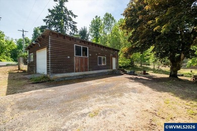 Bring your ideas to this 1.6 acre private lot on the outskirts - photo 2