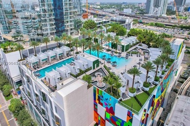 Perched on the 44th floor of Paramount Miami Worldcenter, this 1 - photo 31