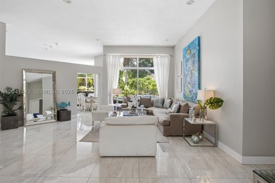 Discover your own private oasis in the heart of Weston! Situated - photo 9