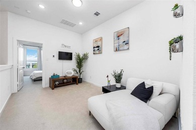 Like-new townhome featuring modern upgrades and an open - photo 9