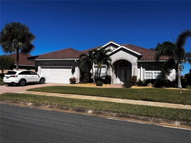 (private lake, pond, creek) Home Sale Pending in Venice Florida