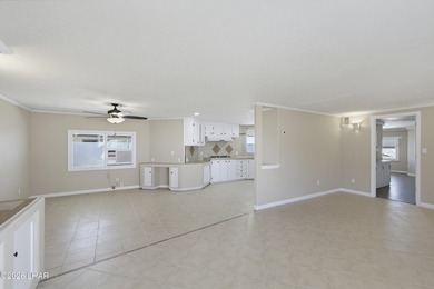 Beautifully refreshed inside and out, this move-in-ready home - photo 10