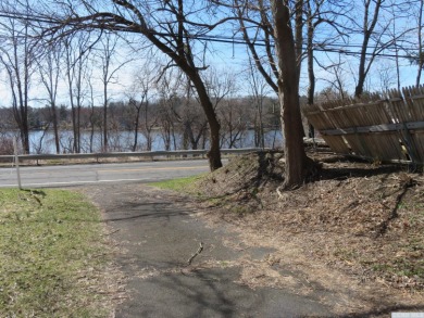 Kinderhook Lake Lot For Sale in Chatham New York