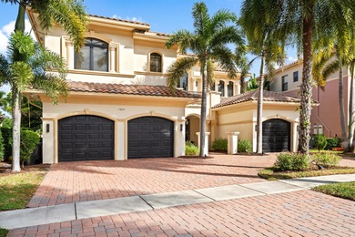 Lake Home For Sale in Boca Raton, Florida