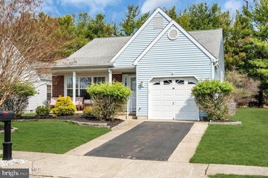 **PRICE IMPROVEMENT** Step into this beautifully maintained - photo 1