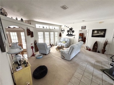 Welcome to this beautifully maintained 3-bedroom, 2-bathroom - photo 18