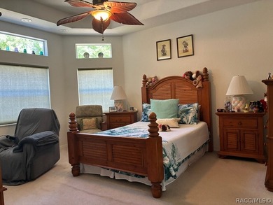 Welcome to this beautifully maintained 3-bedroom, 2-bathroom - photo 20