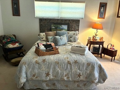 Welcome to this beautifully maintained 3-bedroom, 2-bathroom - photo 30