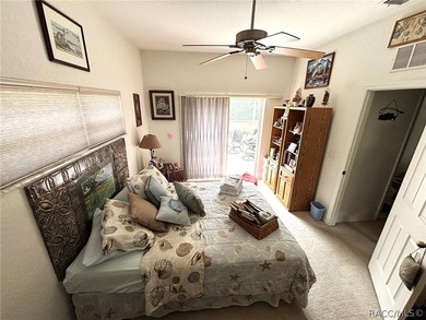 Welcome to this beautifully maintained 3-bedroom, 2-bathroom - photo 31
