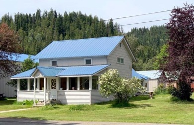 Pend Oreille River Home For Sale in Metaline Washington