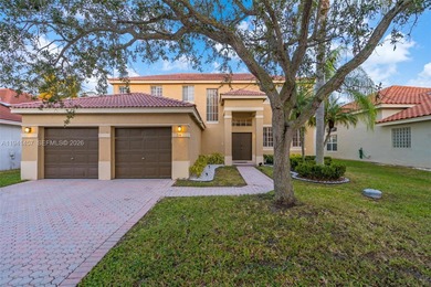 Weston Lakes Area Home For Sale in Weston Florida