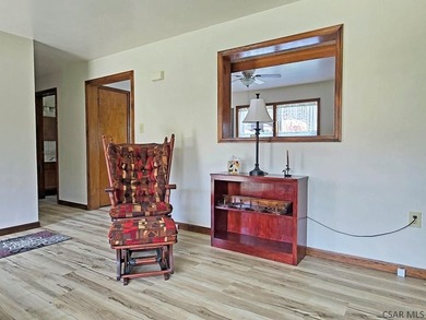 Tucked into the heart of an outdoor paradise, this 3 bedroom, 1 - photo 9