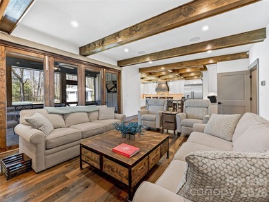 Completely transformed modern farmhouse on 5.5 acres w/ mountain - photo 9