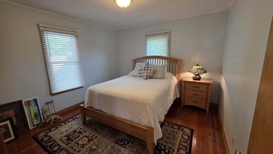 Updated 2 bedroom 1 bath home. Very close proximity to Lake - photo 6
