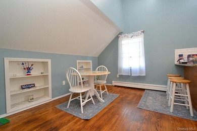 Welcome to this spacious 4-bedroom, 3-bath expanded ranch - photo 15