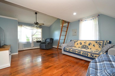 Welcome to this spacious 4-bedroom, 3-bath expanded ranch - photo 16
