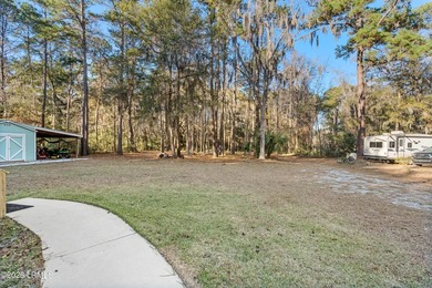 Less than one minute from the boat landing!! Three bedroom, two - photo 41