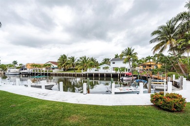2BD/2BA condo with water view, just a 3-minute walk to the beach - photo 1