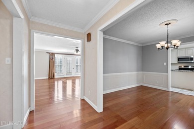 Location, Location, Location!!! This one owner home is ready to - photo 3